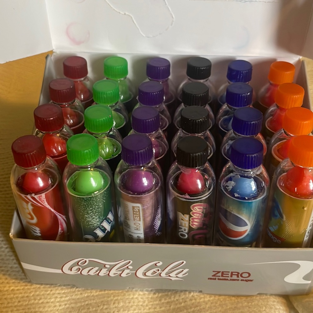 Lip balms to cute set of 6
